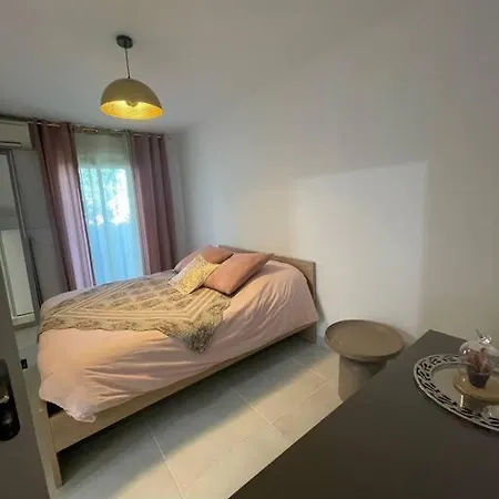 Maison 3chambres ,climatisee Holiday home