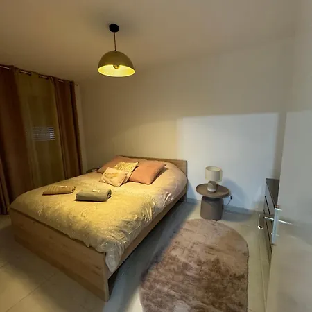 Maison 3chambres ,climatisee Holiday home
